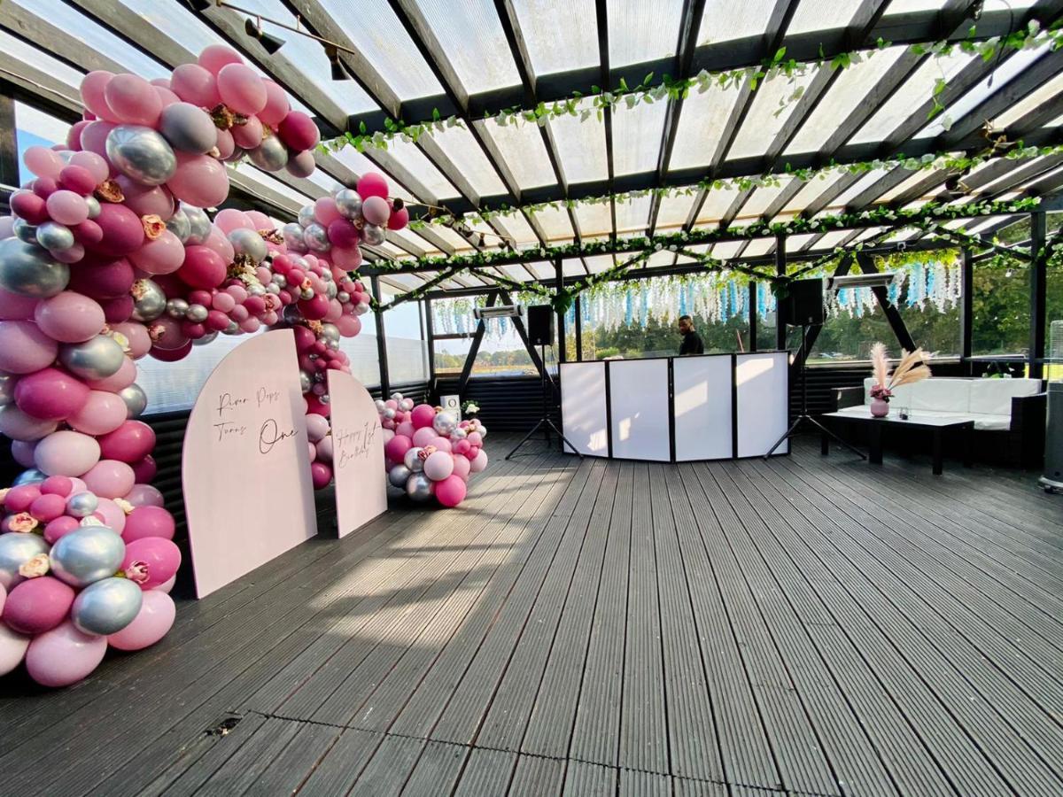 فندق Pavillion Gardens تابلو المظهر الخارجي الصورة
